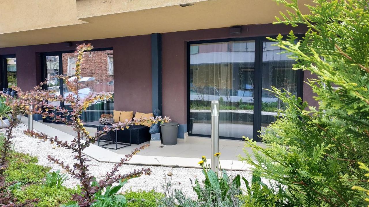 Baratero Club Private Parking Ev Points * София